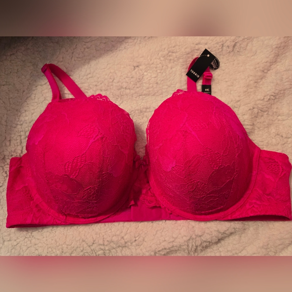 Torrid Perfect T Shirt Push Up Bra Hot Pink 44C NWT
